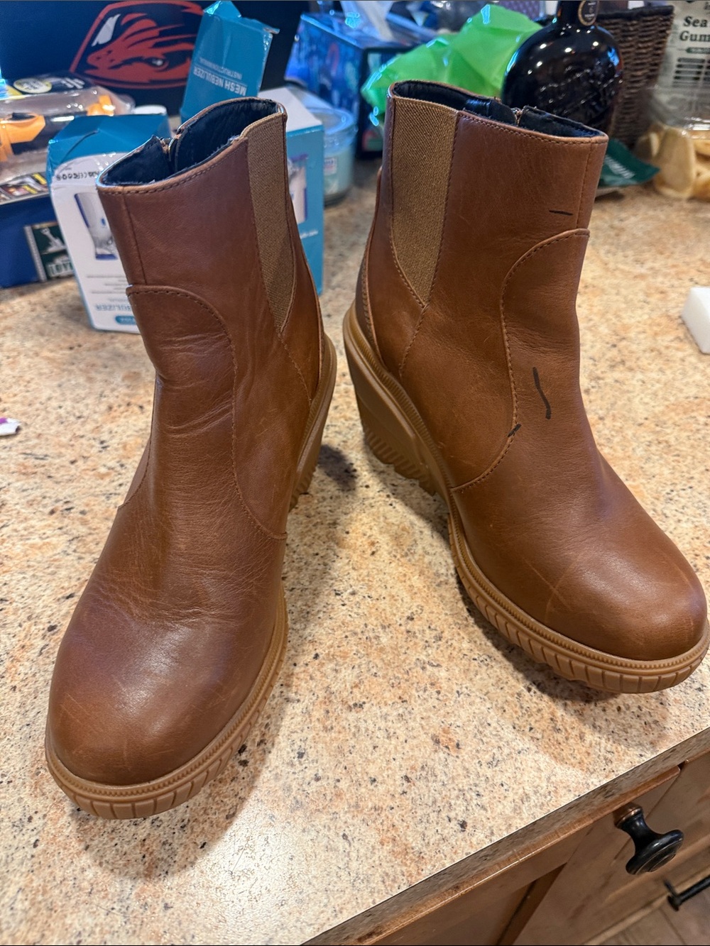 Like New Sorel Classic Brown Leather Wedge Ankle Boots - Women size 9.5